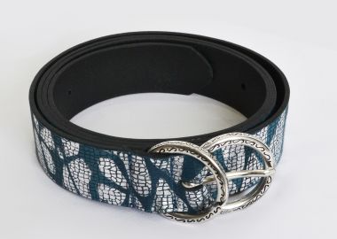 Δερμάτινη ζώνη με μεταλλικό μοτίβο & διπλή αγκράφα - MAT FASHION - 