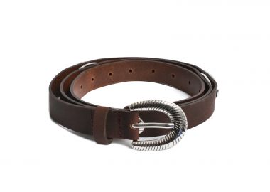 Δερμάτινη ζώνη με οβάλ ασημί αγκράφα - MAT FASHION - 