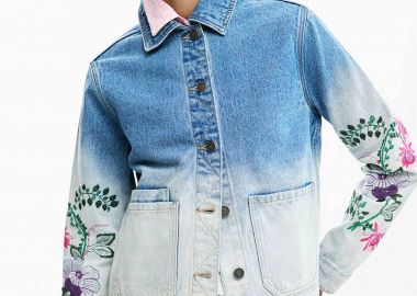 Desigual γυναικείo denim jacket με floral κεντήματα 