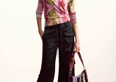 Desigual γυναικείo λεπτό πουλόβερ με floral print Regular Fit 
