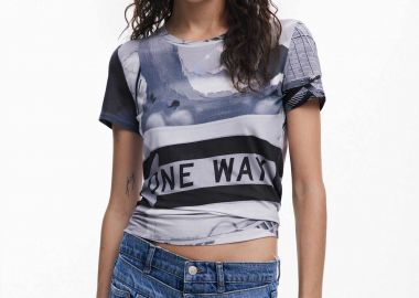 Desigual γυναικείο T-shirt με all-over print 
