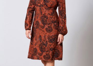 ΕΚΑΪ ΚΡΟΥΑΖΕ ΦΟΡΕΜΑ ΜΕ ΛΑΧΟΥΡΙΑ - Anna Raxevsky - 