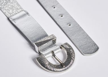 Ελαστική Ζώνη Μεταλλιζέ με Όψη δερματίνη και Αγκράφα -  - 