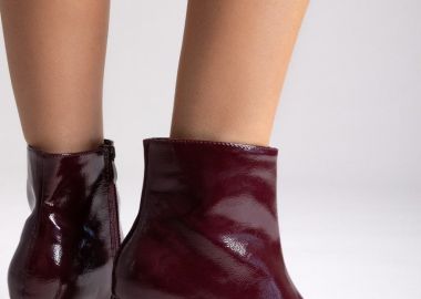 ERYNN Μποτάκια Λουστρίνι με χαμηλό τακούνι - 00-08 - Burgundy Crinkled Patent - ERYNN - 