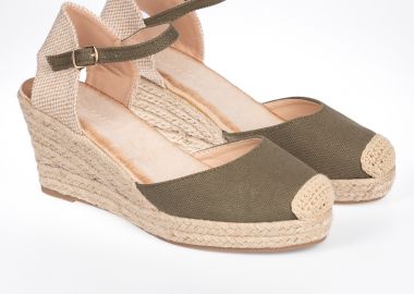 Εσπαντρίγιες με ιδιαίτερη υφή και μπαρέτα - Πράσινο - Issue - 