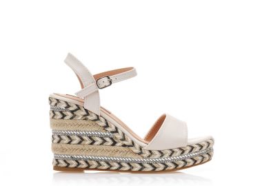 Εσπαντρίγιες πλατφόρμες μπεζ δερματίνη με σχέδιο από στρας ΜΠΕΖ - Tsoukalas - 