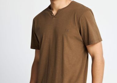 Essential t-shirt Garage 55 με henley λαιμόκοψη - GARAGE 55 - 