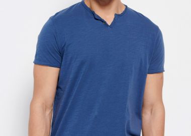 Essential t-shirt με λαιμό henley - FUNKY BUDDHA - 
