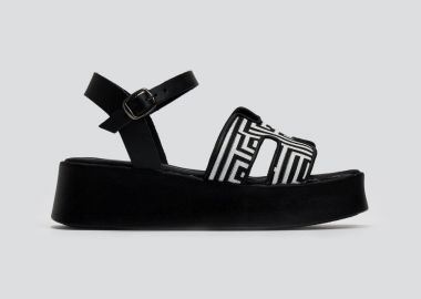 Estil Flatforms Σανδάλια Υφασμάτινη Φάσα - 1203 (ύφασμα print maiandros) - Μαύρο - Estil - 