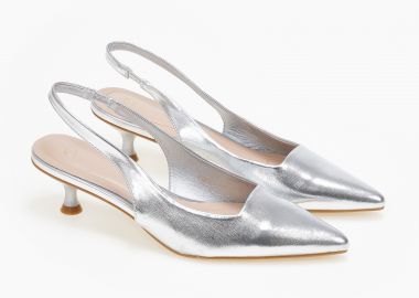 Εξώφτερνα γοβάκια με χαμηλό τακούνι - Ασημί - Issue - 