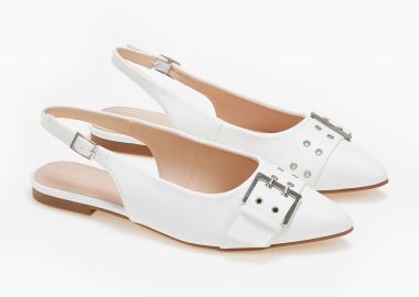 Εξώφτερνα γοβάκια με διακοσμητική τόκα - Λευκό - Issue - 