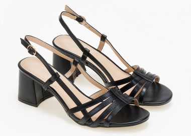 Εξώφτερνα πέδιλα με χοντρό τακούνι - Μαύρο - Issue - 