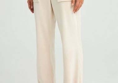 Flare fit παντελόνι φόρμας σε βελουτέ ύφασμα - FUNKY BUDDHA - 