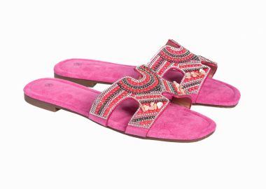 Flat boho σανδάλια με χάντρες - Φούξια - Issue - 
