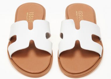 Φλατ σανδάλια ελληνικά με φάσα και ανοίγματα - Λευκό - Issue - 