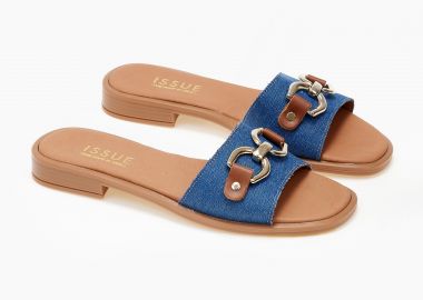 Flat σανδάλια με διακοσμητικό ελληνικής κατασκευής - Τζιν - Issue - 