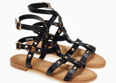 Flat σανδάλια με μεταλλικές λεπτομέρειες - Μαύρο - Issue - 