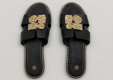 Flat Slides Με Χρυσό Διακοσμητικό Στοιχείο -  - 