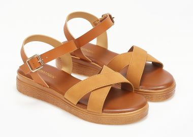 Flatform με λουράκια χιαστί - Κάμελ - Issue - 