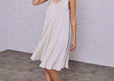 Φόρεμα μονόχρωμο από βισκόζη SQ7587.8590+3 - Celestino - 