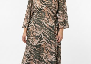 Φόρεμα σατέν εμπριμέ σε χακί χρώμα plus size -  - 