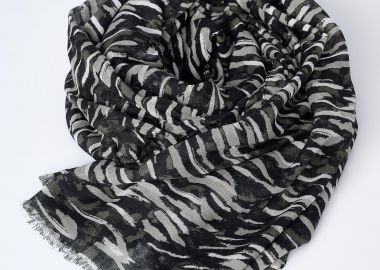 Φουλάρι εμπριμέ με ξέφτια - 5206634002099 -  - 