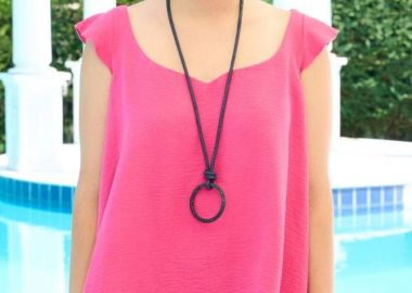 ΦΟΥΞΙΑ ΤΟΠ ΜΕ ΒΟΛΑΝ ΣΤΟΥΣ ΩΜΟΥΣ - Anna Raxevsky - 