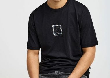 Funky Buddha Ανδρικό relaxed t-shirt με τύπωμα στην πλάτη FBM013-050-04 Μαύρο - Funky Buddha - 