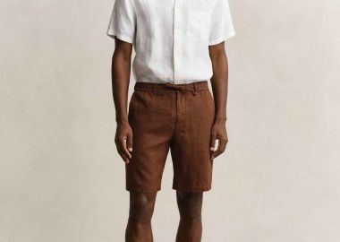 Gant ανδρική λινή βερμούδα με ελαστική μέση Regular Fit - 205610 Καφέ - GANT - 