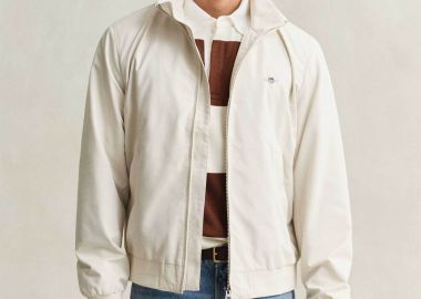 Gant ανδρικό αδιάβροχο jacket με κεντημένο λογότυπο Regular Fit - 7006600 Εκρού - GANT - 