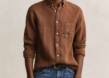 Gant ανδρικό λινό πουκάμισο button down με τσέπη και κεντημένο λογότυπο Regular Fit - 3240120 Καφέ - GANT - 