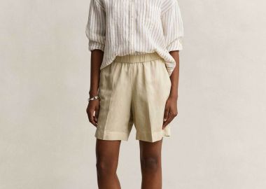 Gant γυναικεία βερμούδα με ελαστική μέση Relaxed Fit - 4020140 Μπεζ - GANT - 