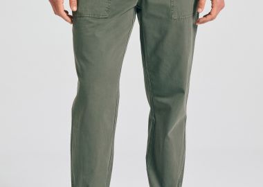 Garment dyed chino παντελόνι με cuffed τελείωμα - FUNKY BUDDHA - 