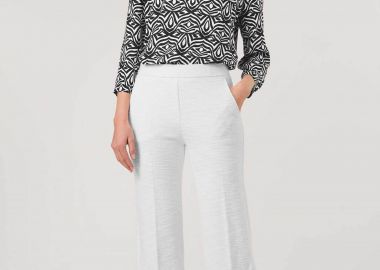 Gerry Weber γυναικείο παντελόνι cropped με πιέτες - 520040-31266 Λευκό - GERRY WEBER - 