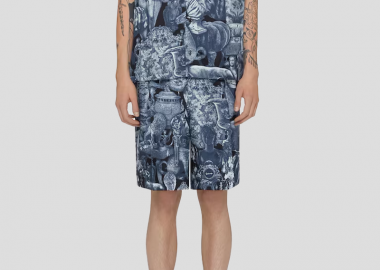 GIVENCHY Ανδρικό Μαύρο Bermuda Shorts In Silk With Hubert Objects Print - GIVENCHY - 