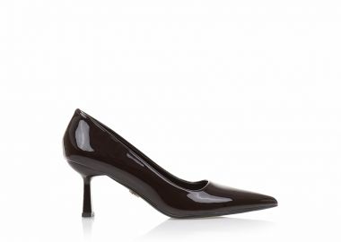 Γόβες καφέ λουστρίνι μυτερές με λεπτό τακούνι ΚΑΦΕ - Tsoukalas - 