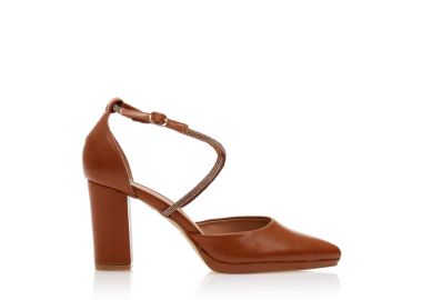 Γόβες κάμελ δερματίνη με χιαστί λουράκια με στράς ΚΑΜΕΛ - Tsoukalas - 