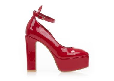 Γόβες κόκκινες λουστρίνι με φιάπα και λουράκι στον αστράγαλο ΚΟΚΚΙΝΟ - Tsoukalas - 