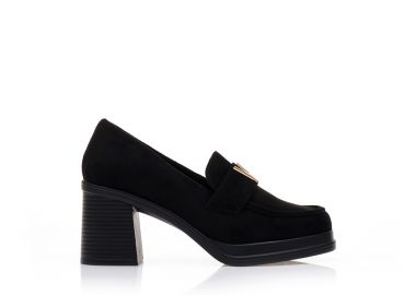 Γόβες loafers μαύρες σουέτ με μεταλλική λεπτομέρεια ΜΑΥΡΟ - Tsoukalas - 