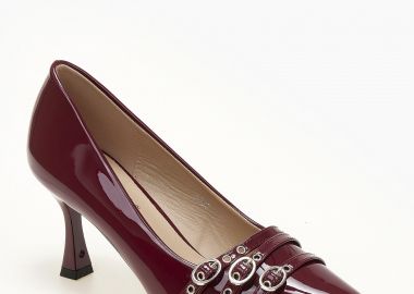 Γόβες λουστρίνι με διακοσμητικά λουράκια - Μπορντώ - Issue - 