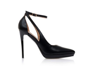 Γόβες μαύρες δερματίνη με φιάπα και λουστρίνι τακούνι ΜΑΥΡΟ - Tsoukalas - 