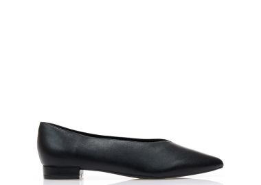 Γόβες μαύρες δερματίνη με ιδιαίτερο άνοιγμα ΜΑΥΡΟ - Tsoukalas - 