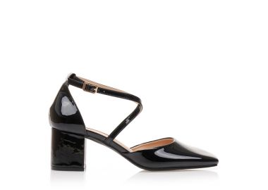 Γόβες μαύρες λουστρίνι με χιαστί λουράκια και τετράγωνο τελείωμα ΜΑΥΡΟ - Tsoukalas - 