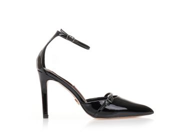 Γόβες μαύρες λουστρίνι με διακοσμητικό λουράκι ΜΑΥΡΟ - Tsoukalas - 