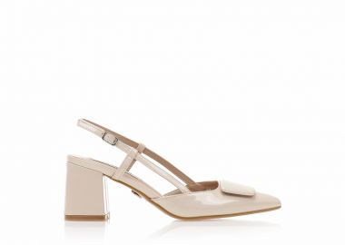 Γόβες nude λουστρίνι με αγκράφα NUDE - Tsoukalas - 