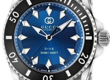 GUCCI Dive Automatic Swiss Made - YA136362, Silver case with Stainless Steel Bracelet - Gucci - 