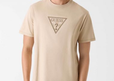 Guess ανδρικό T-shirt με τριγωνικό λογότυπο Regular Fit - M6RI23K8FQ4 Μπεζ - GUESS - 