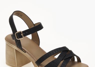 Γυναικεία πέδιλα με χοντρό τακούνι και λεπτή φιάπα - Μαύρο - Issue - 