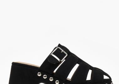 Γυναικεία σαμπό με suede υφή και τρουκς - Μαύρο - Issue - 