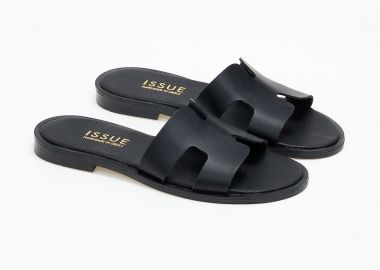 Γυναικεία σανδάλια με άνοιγμα στο πλάι - Μαύρο - Issue - 